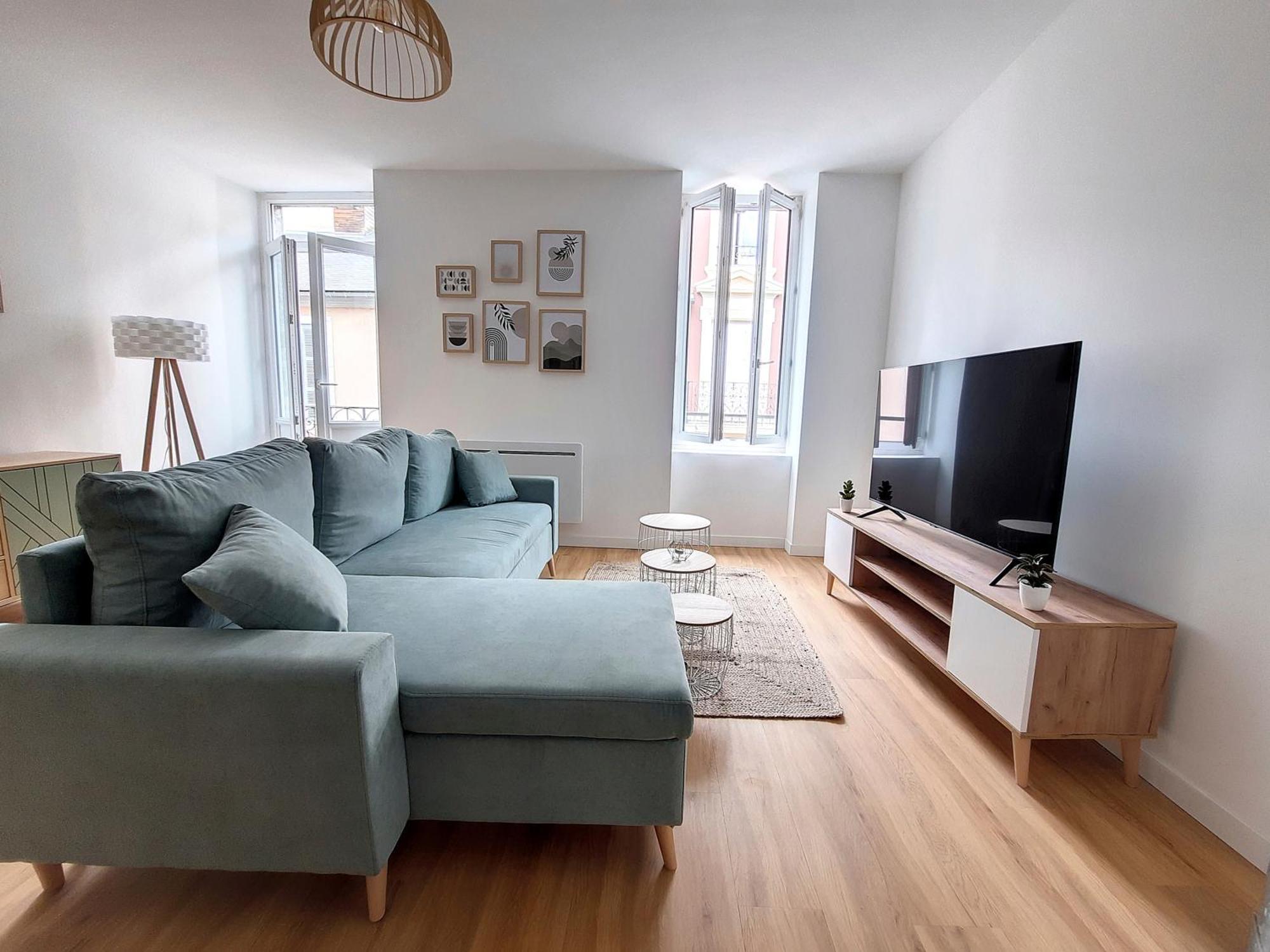 Le Nordique - 2 Chambres - Fibre Wifi - Netflix - Menage Inclus 타르브 외부 사진